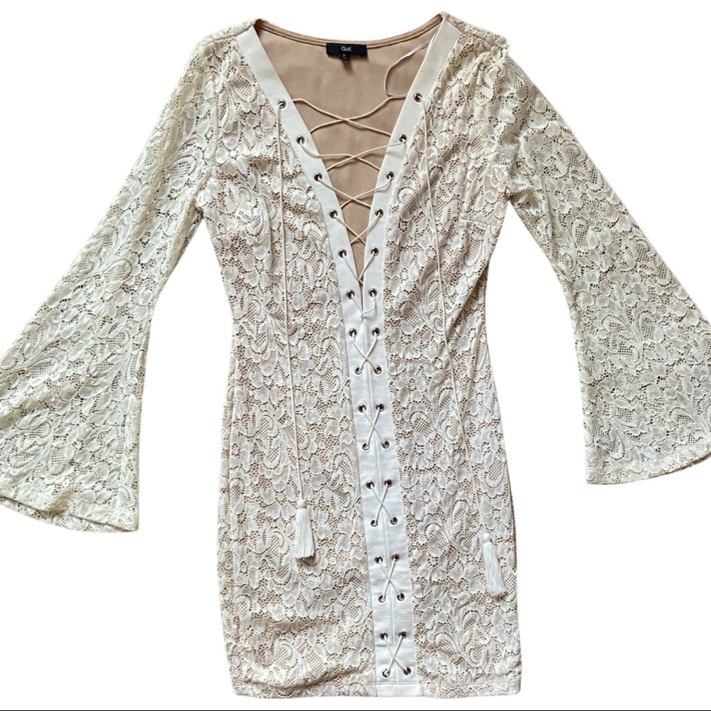 Boutique vintage lace dress, size M